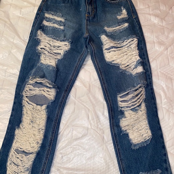 Fashion Nova Prescott Boyfriend Jeans - Picture 2 of 5